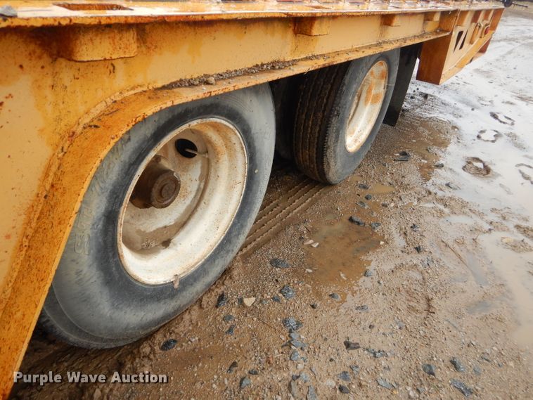 image for item GG9703 1998 Trail King TK70HT equipment trailer