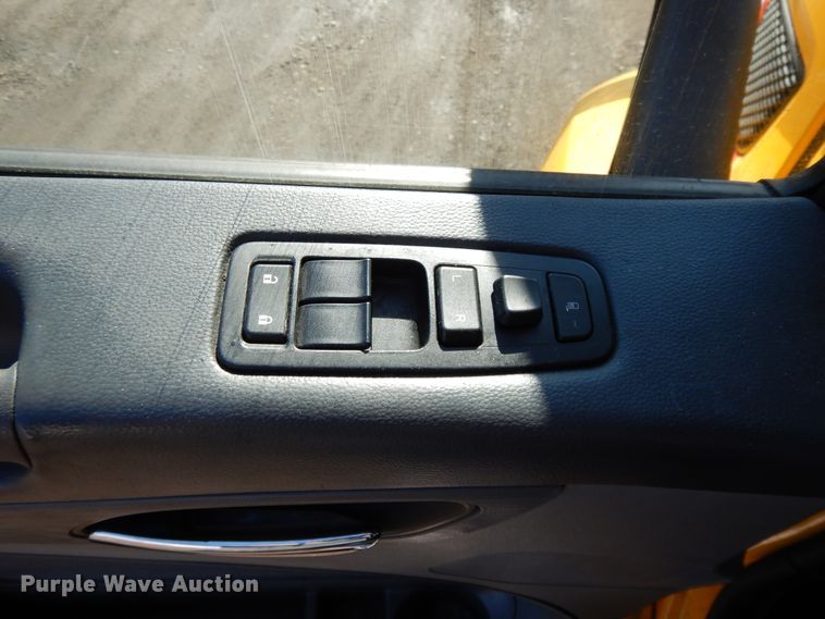 image for item GH9005 2017 Peterbilt 579 semi truck