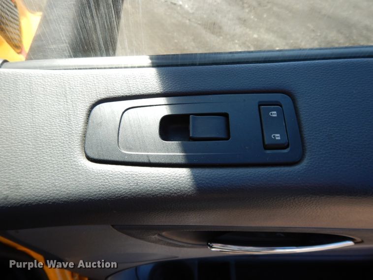 image for item GH9005 2017 Peterbilt 579 semi truck