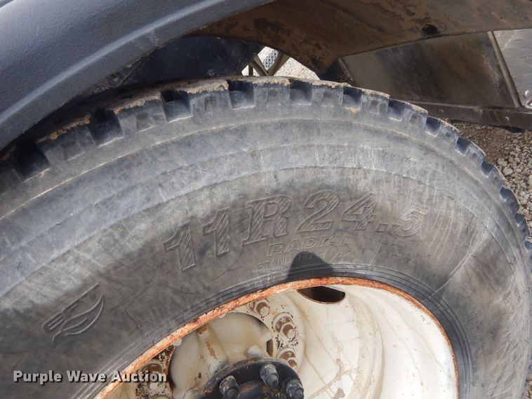 image for item GN9228 2008 Mack CHU semi truck