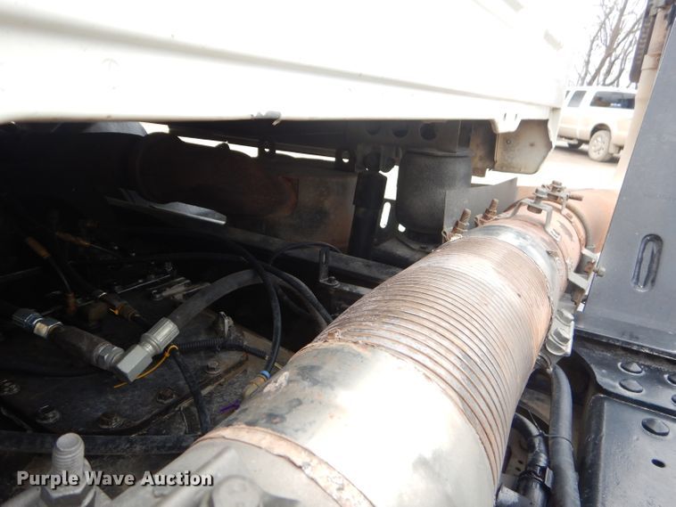 image for item GN9228 2008 Mack CHU semi truck