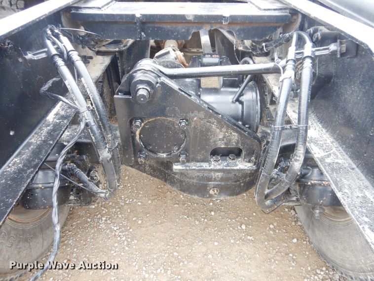 image for item GN9228 2008 Mack CHU semi truck