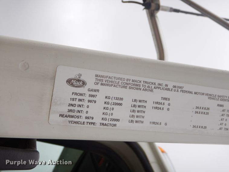 image for item GN9228 2008 Mack CHU semi truck