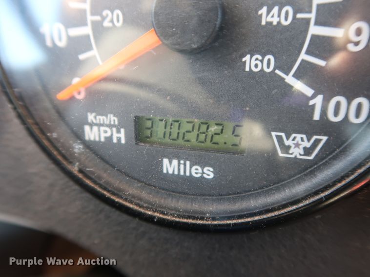 image for item GS9764 2013 Western Star 4900SB semi truck