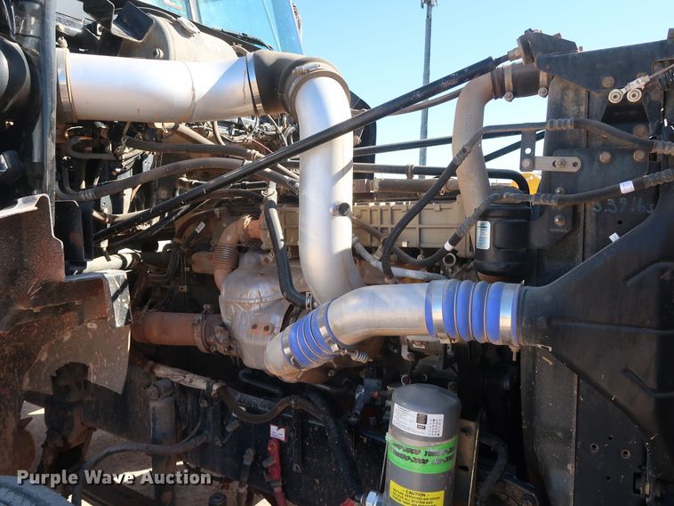 image for item GS9764 2013 Western Star 4900SB semi truck