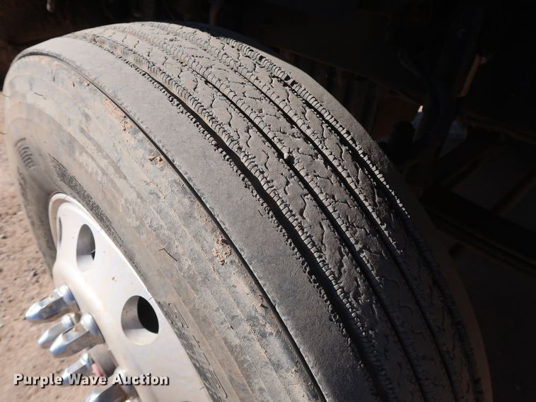 image for item GS9764 2013 Western Star 4900SB semi truck