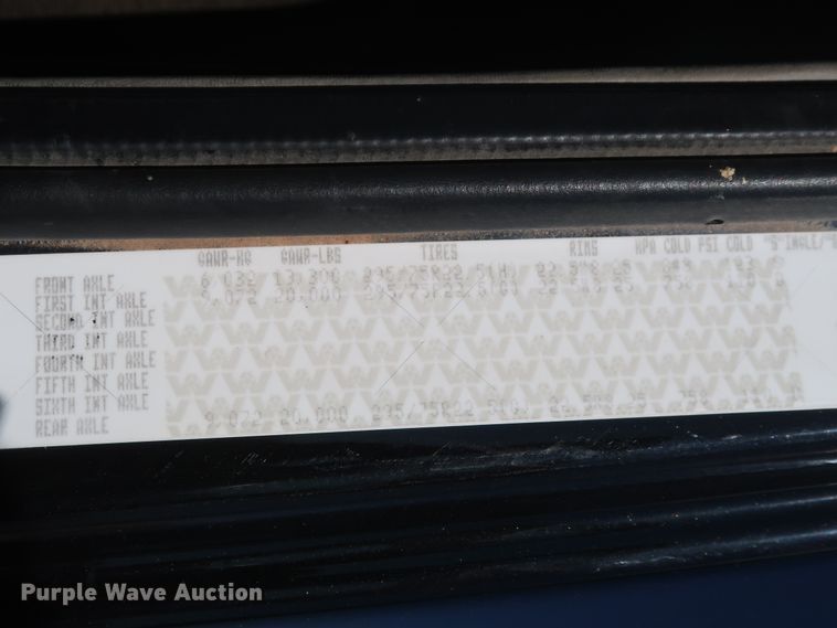 image for item GS9764 2013 Western Star 4900SB semi truck