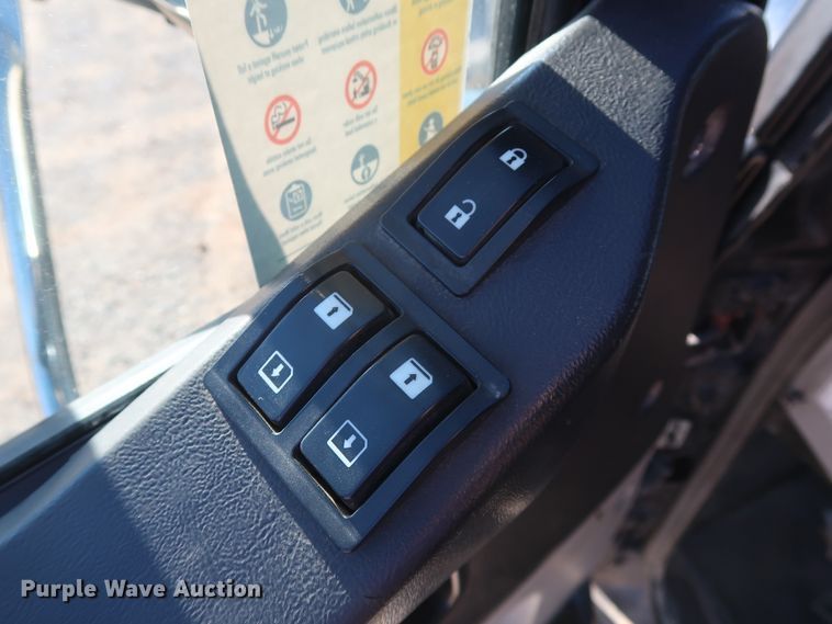 image for item GS9765 2013 Western Star 4900SB semi truck