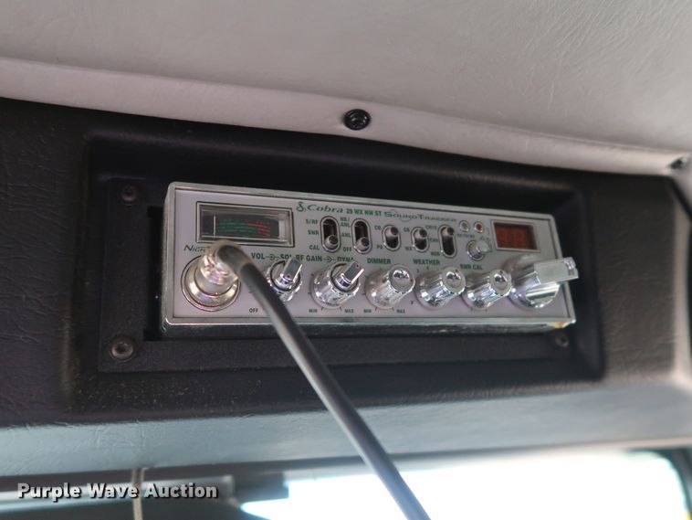 image for item GS9765 2013 Western Star 4900SB semi truck