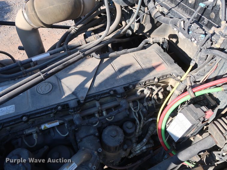 image for item GS9765 2013 Western Star 4900SB semi truck