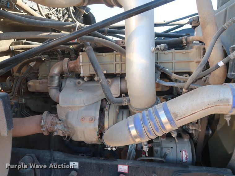 image for item GS9765 2013 Western Star 4900SB semi truck