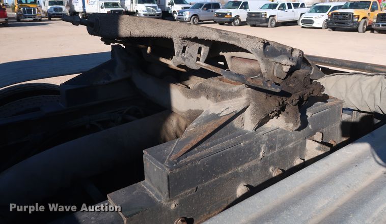 image for item GS9765 2013 Western Star 4900SB semi truck