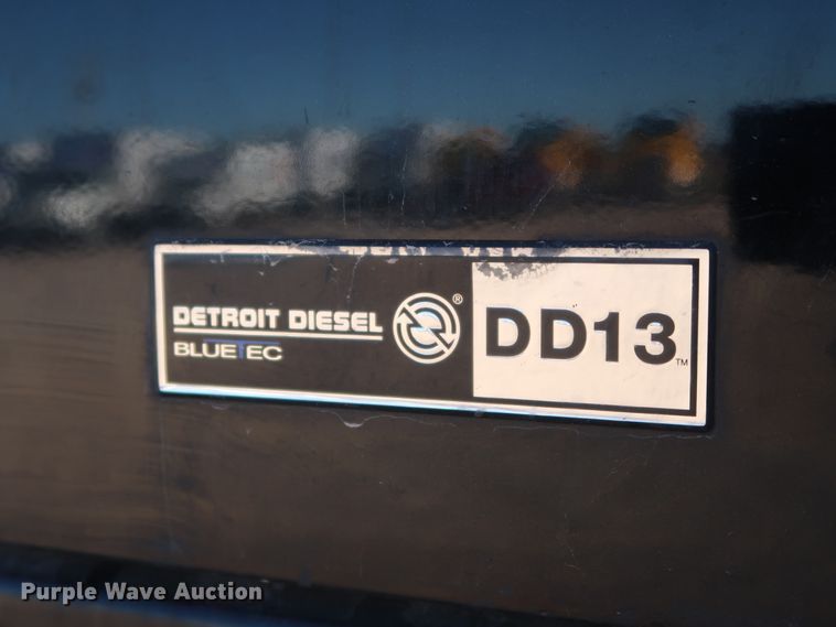 image for item GS9765 2013 Western Star 4900SB semi truck