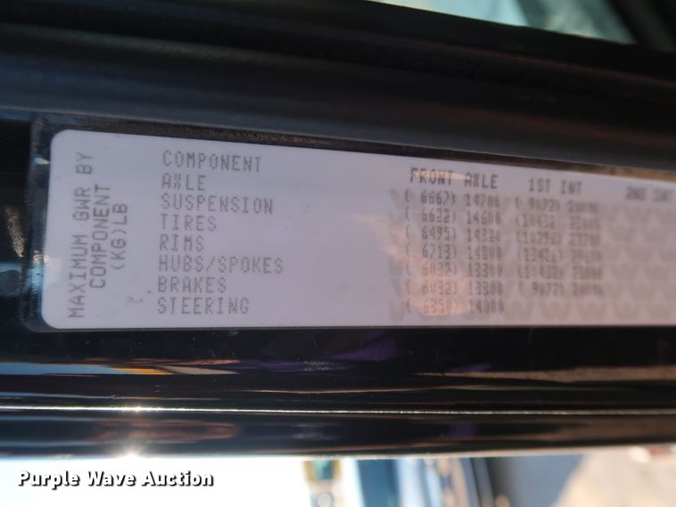 image for item GS9765 2013 Western Star 4900SB semi truck