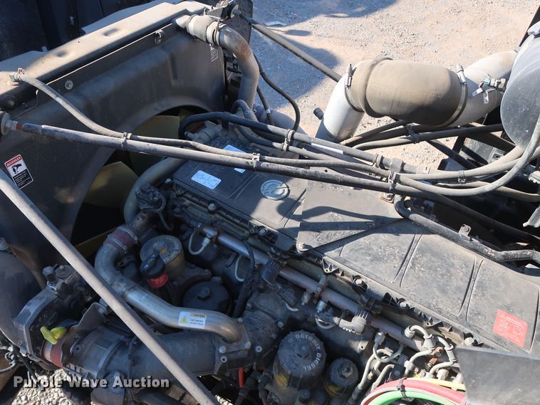 image for item GS9766 2013 Western Star 4900SB semi truck