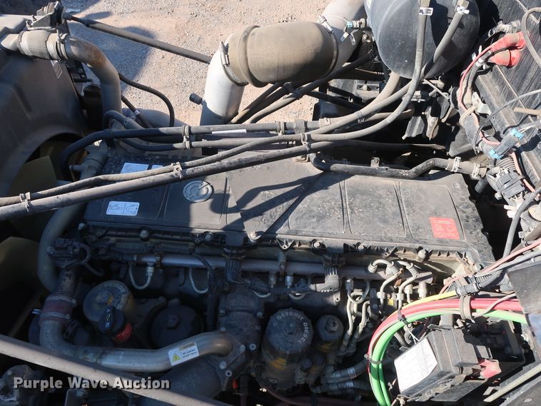 image for item GS9766 2013 Western Star 4900SB semi truck