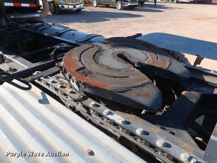 image for item GS9766 2013 Western Star 4900SB semi truck