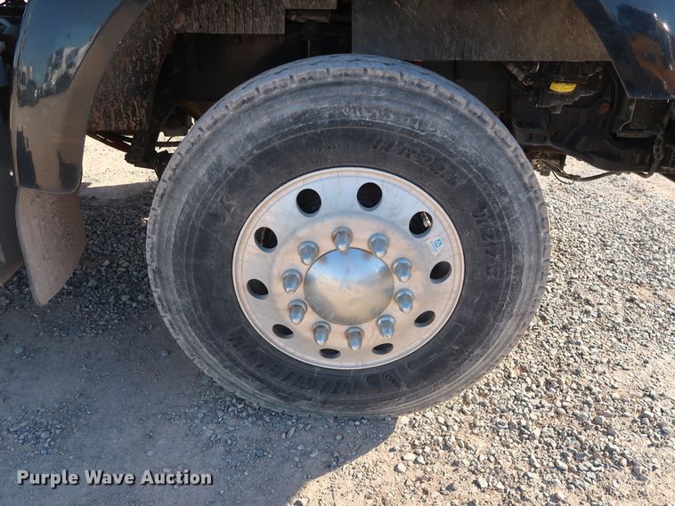 image for item GS9766 2013 Western Star 4900SB semi truck