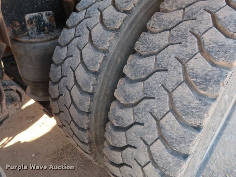 image for item GS9766 2013 Western Star 4900SB semi truck