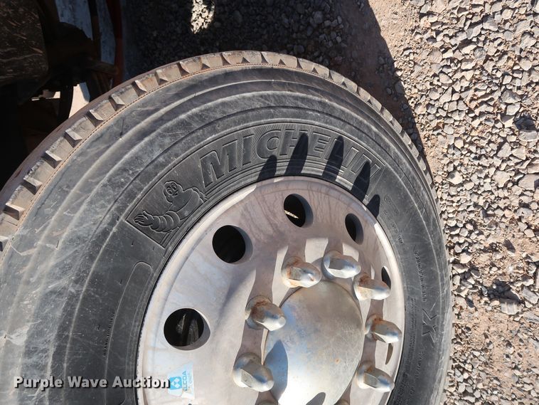 image for item GS9766 2013 Western Star 4900SB semi truck