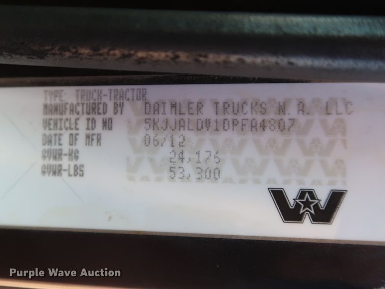 image for item GS9766 2013 Western Star 4900SB semi truck