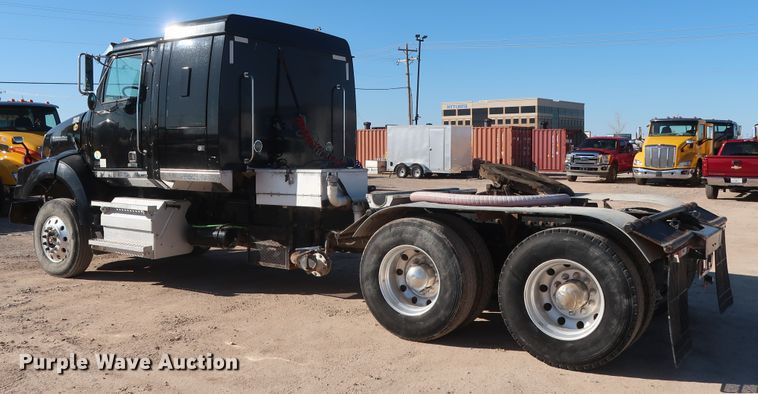 image for item GS9767 2013 Western Star 4900SB semi truck