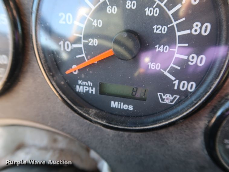 image for item GS9767 2013 Western Star 4900SB semi truck