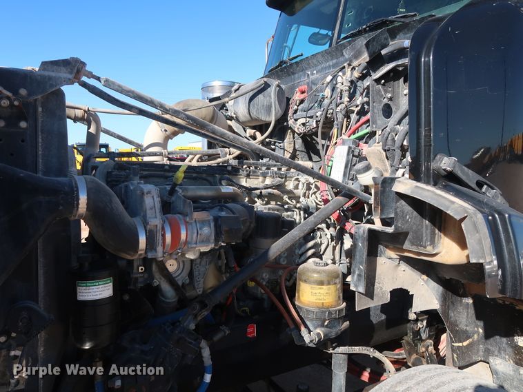 image for item GS9767 2013 Western Star 4900SB semi truck