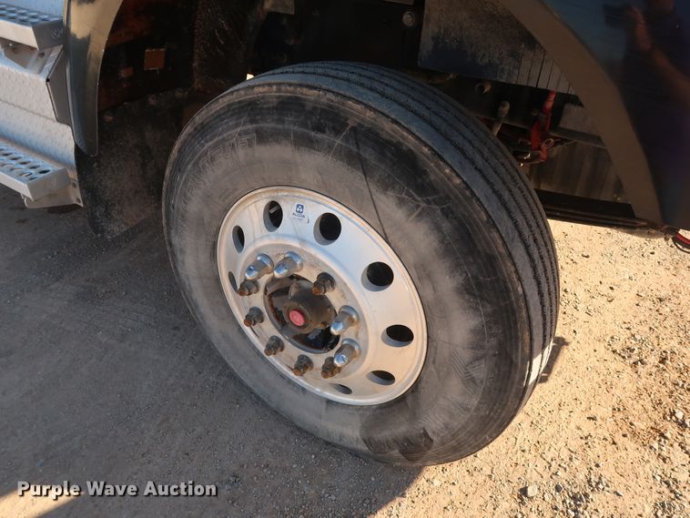 image for item GS9767 2013 Western Star 4900SB semi truck