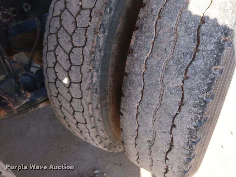 image for item GS9767 2013 Western Star 4900SB semi truck