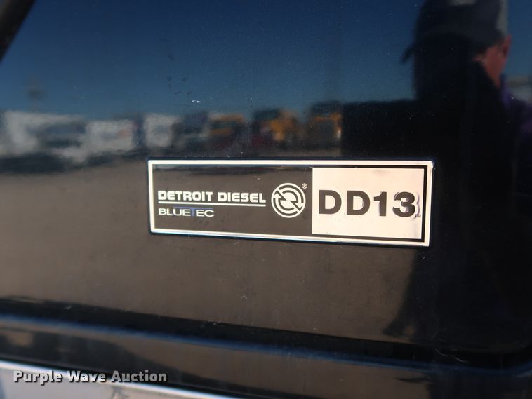 image for item GS9767 2013 Western Star 4900SB semi truck