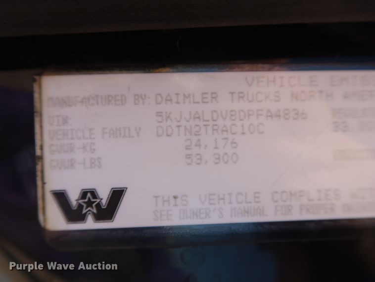 image for item GS9767 2013 Western Star 4900SB semi truck