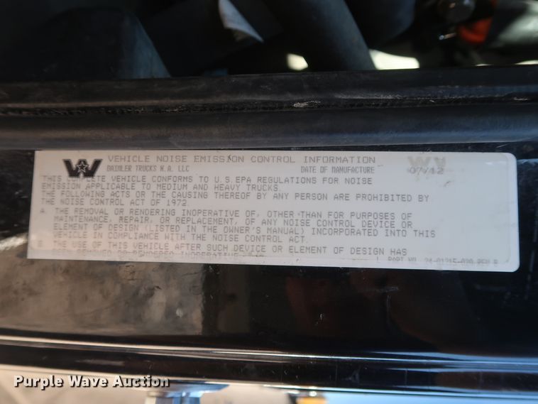 image for item GS9767 2013 Western Star 4900SB semi truck