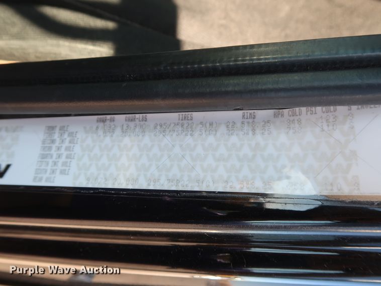 image for item GS9767 2013 Western Star 4900SB semi truck