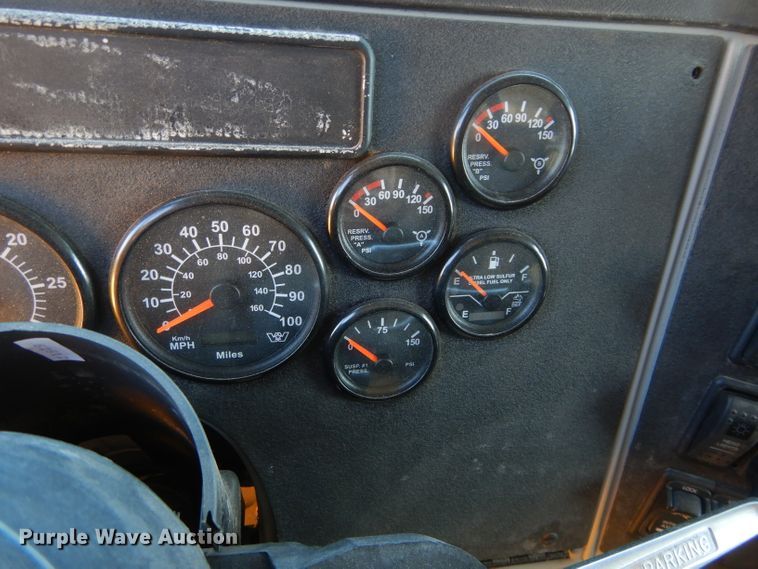 image for item GS9768 2013 Western Star 4900SB semi truck