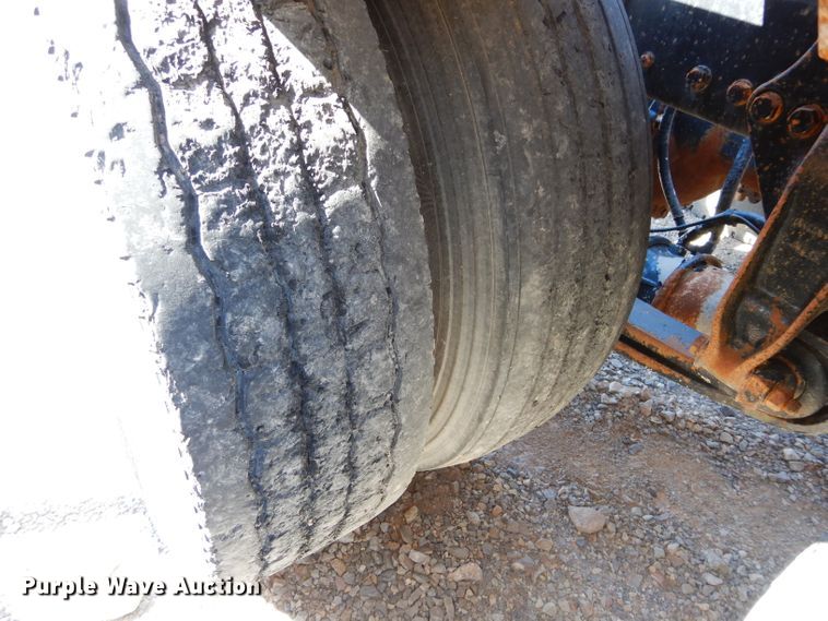 image for item GS9768 2013 Western Star 4900SB semi truck