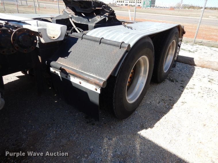 image for item GS9769 2013 Western Star 4900SB semi truck