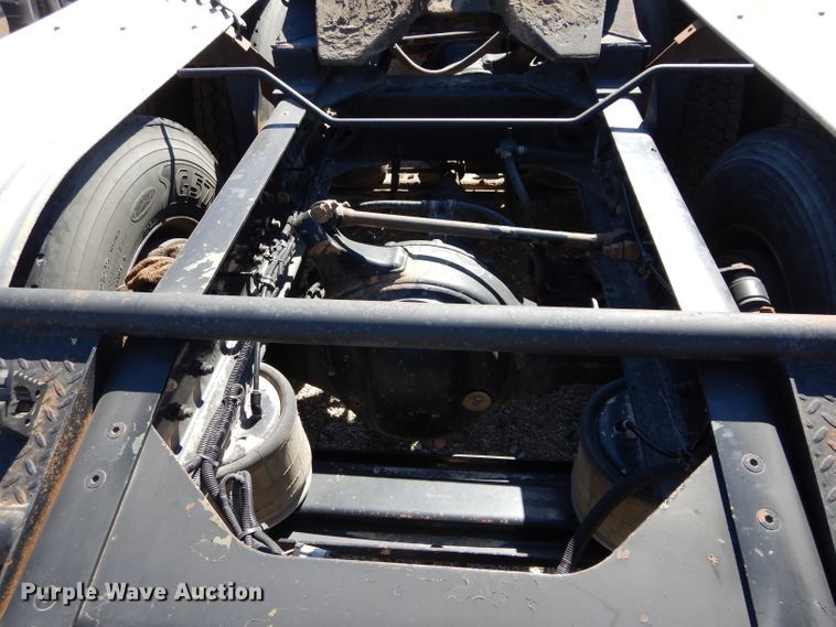 image for item GS9769 2013 Western Star 4900SB semi truck