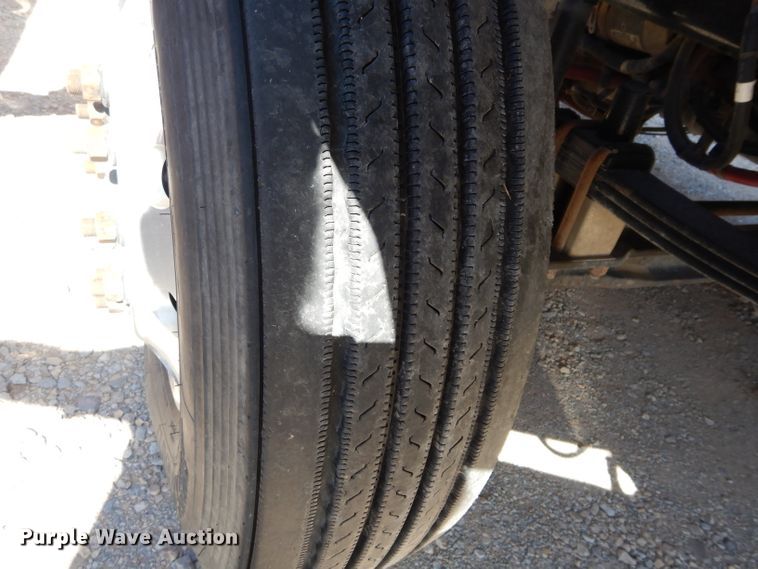 image for item GS9769 2013 Western Star 4900SB semi truck