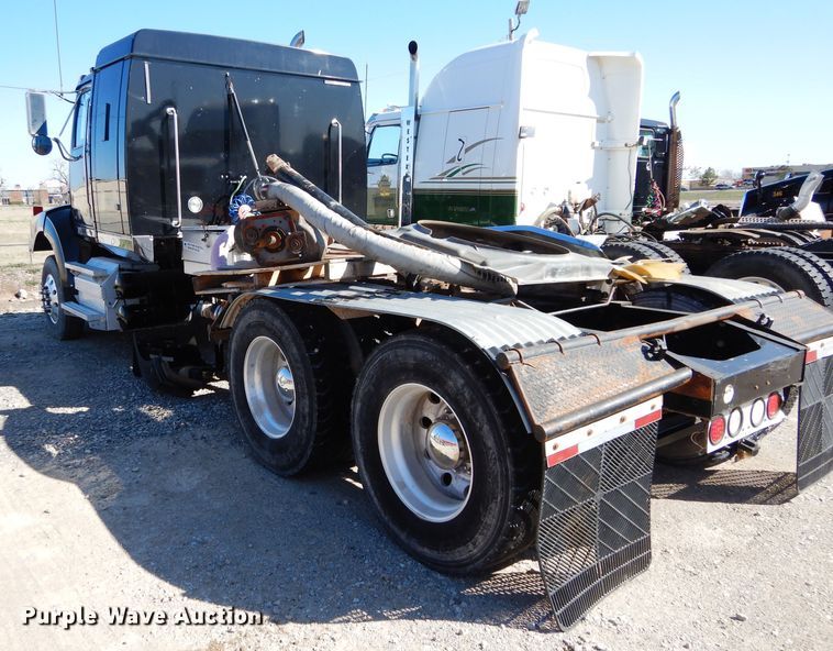 image for item GS9770 2013 Western Star 4900SB semi truck