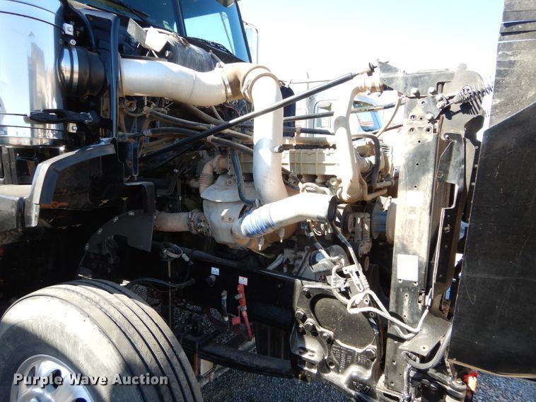 image for item GS9770 2013 Western Star 4900SB semi truck