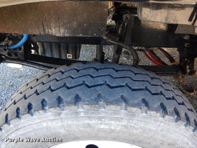 image for item GS9770 2013 Western Star 4900SB semi truck