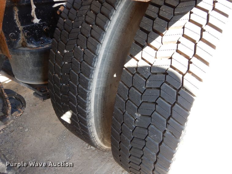 image for item GS9770 2013 Western Star 4900SB semi truck