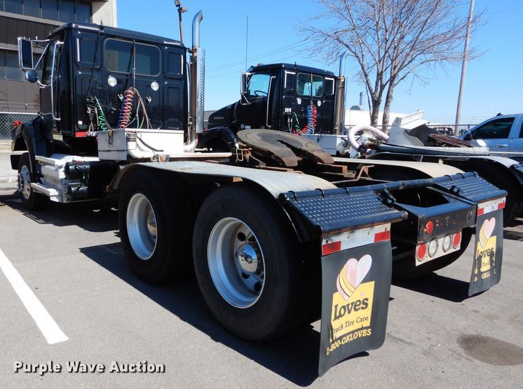 image for item GS9771 2013 Western Star 4900SB semi truck