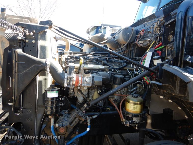 image for item GS9771 2013 Western Star 4900SB semi truck