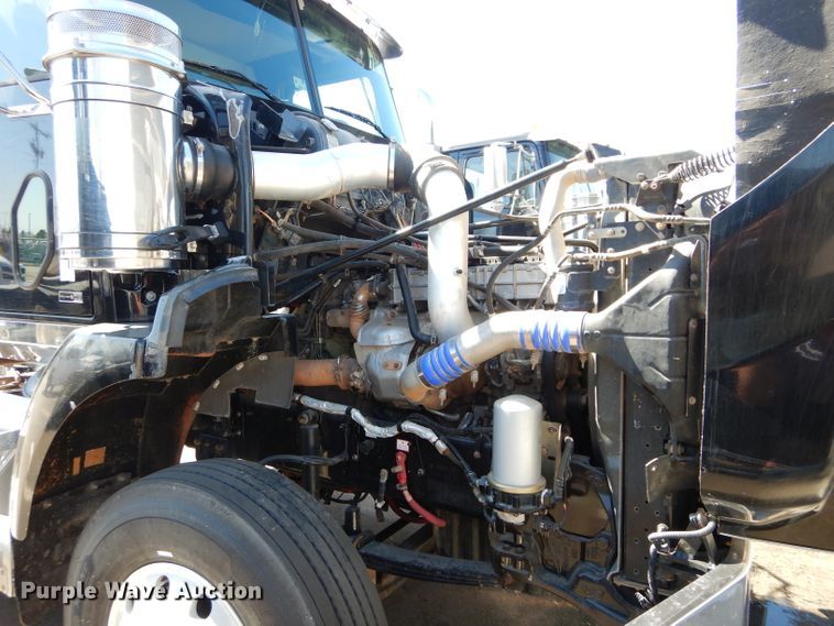 image for item GS9771 2013 Western Star 4900SB semi truck