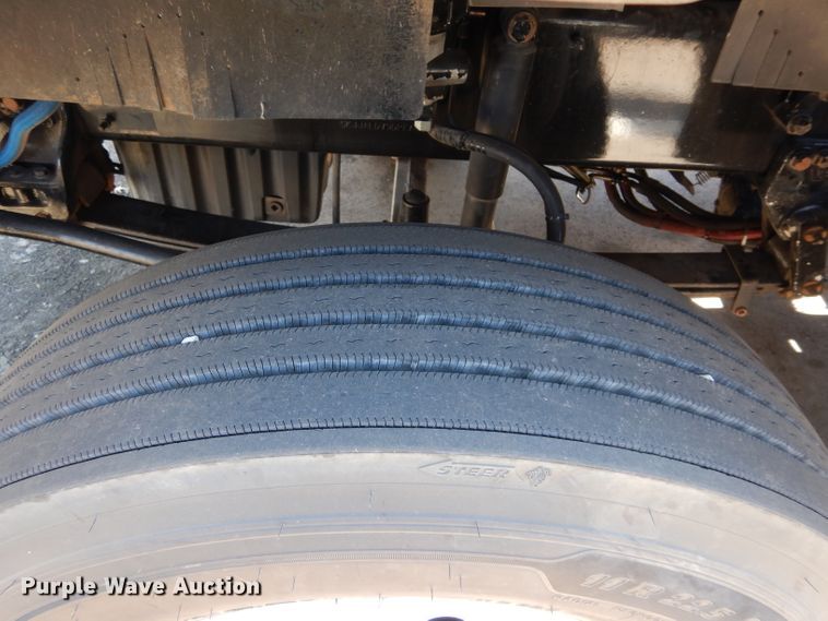 image for item GS9771 2013 Western Star 4900SB semi truck