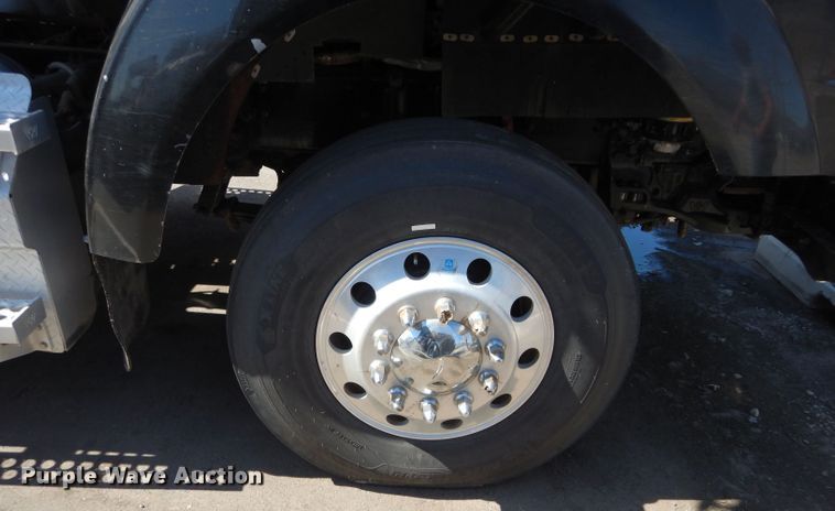 image for item GS9771 2013 Western Star 4900SB semi truck