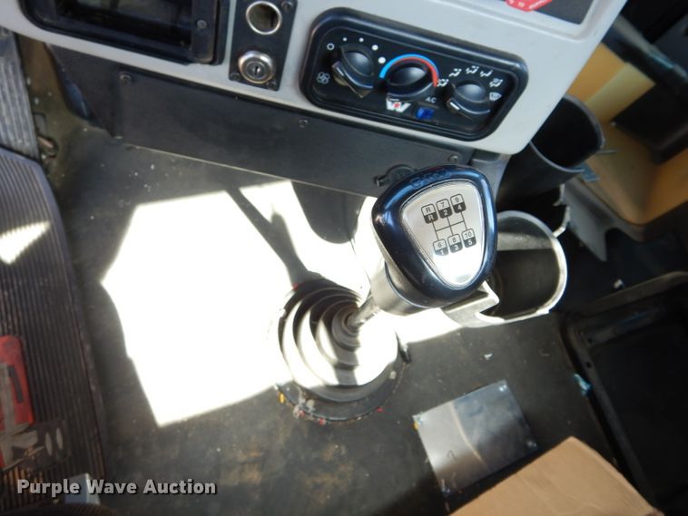 image for item GS9772 2013 Western Star 4900SB semi truck