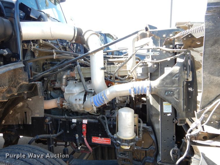 image for item GS9772 2013 Western Star 4900SB semi truck